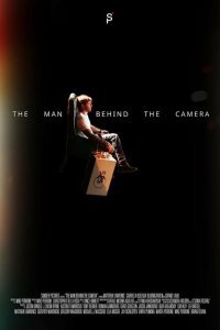  Человек за камерой (2021) 